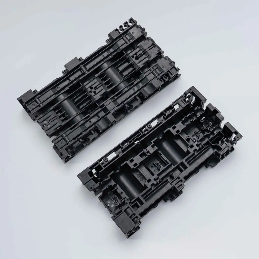 射出成形 - 三行合成樹脂株式会社 | プラスチック射出成形・新潟県見附市